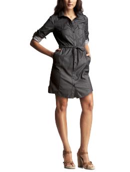 Women: Drawstring shirt dress - true black