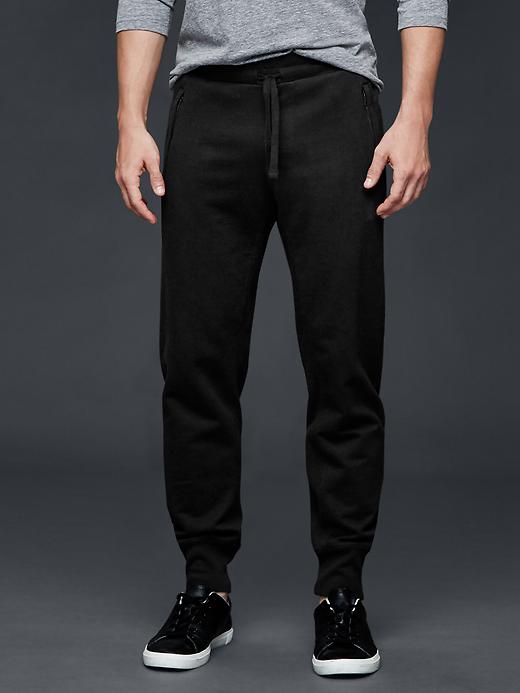 mens skinny joggers with zip pockets