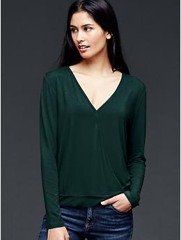 gap nursing shirts