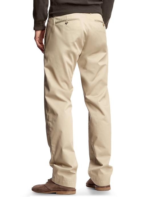 Image number 2 showing, The classic khaki (straight fit)