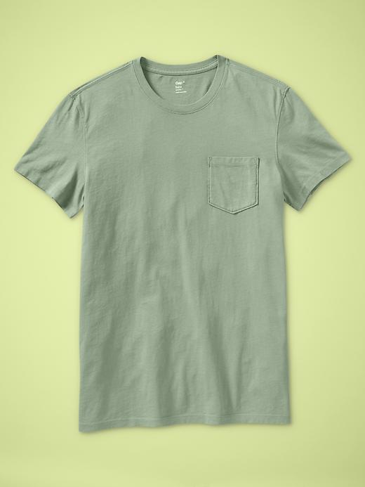 View large product image 1 of 1. The essential pocket T