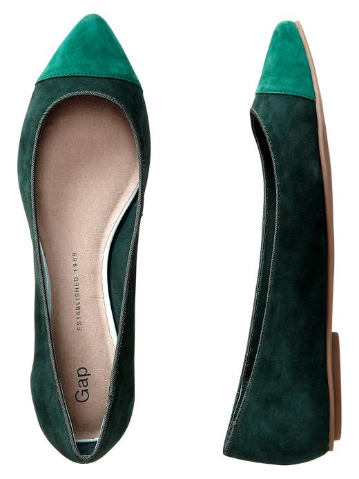 View large product image 1 of 1. Cap-toe pointy flats