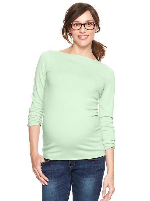 Envelope clearance neck sweater