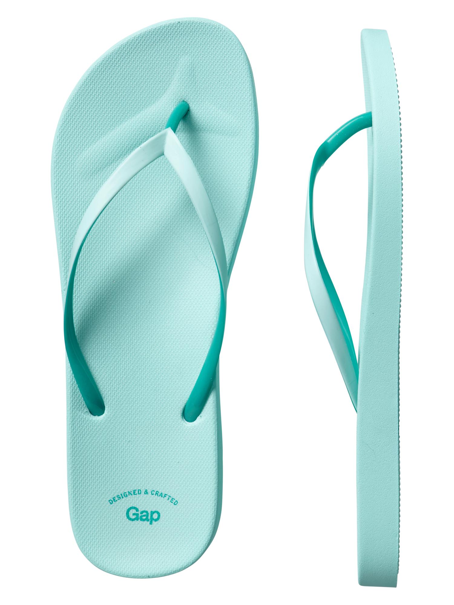 Gap rubber 2024 flip flops