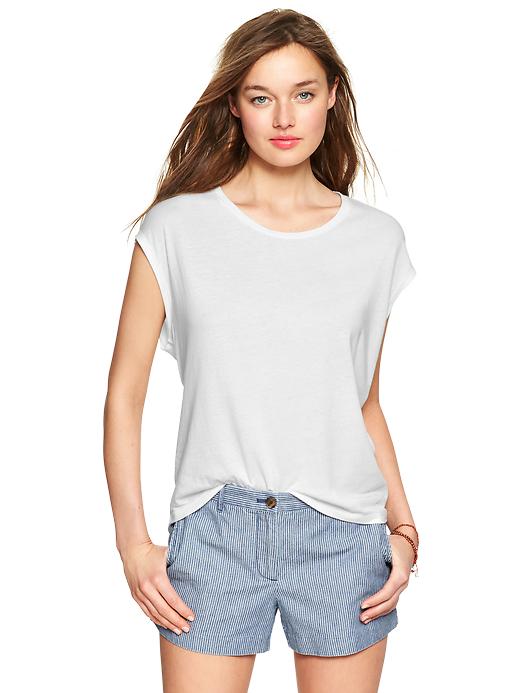 View large product image 1 of 1. Shirttail-back tee