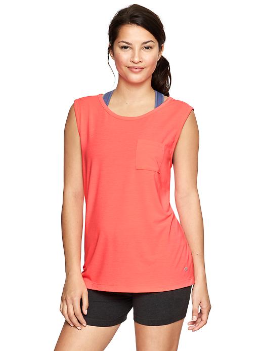 View large product image 1 of 1. GapFit Breathe muscle tee