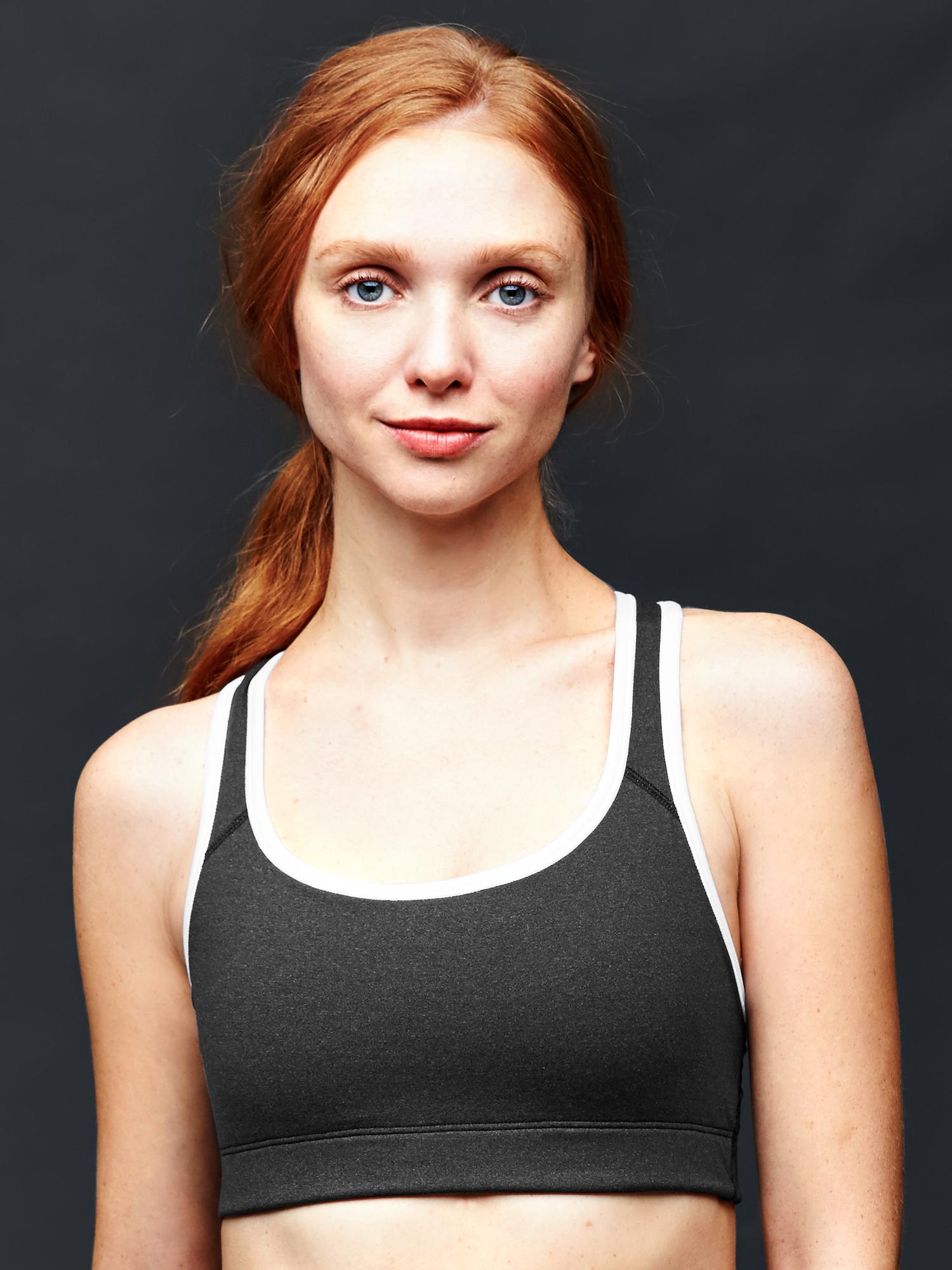 Basic medium impact sports bra