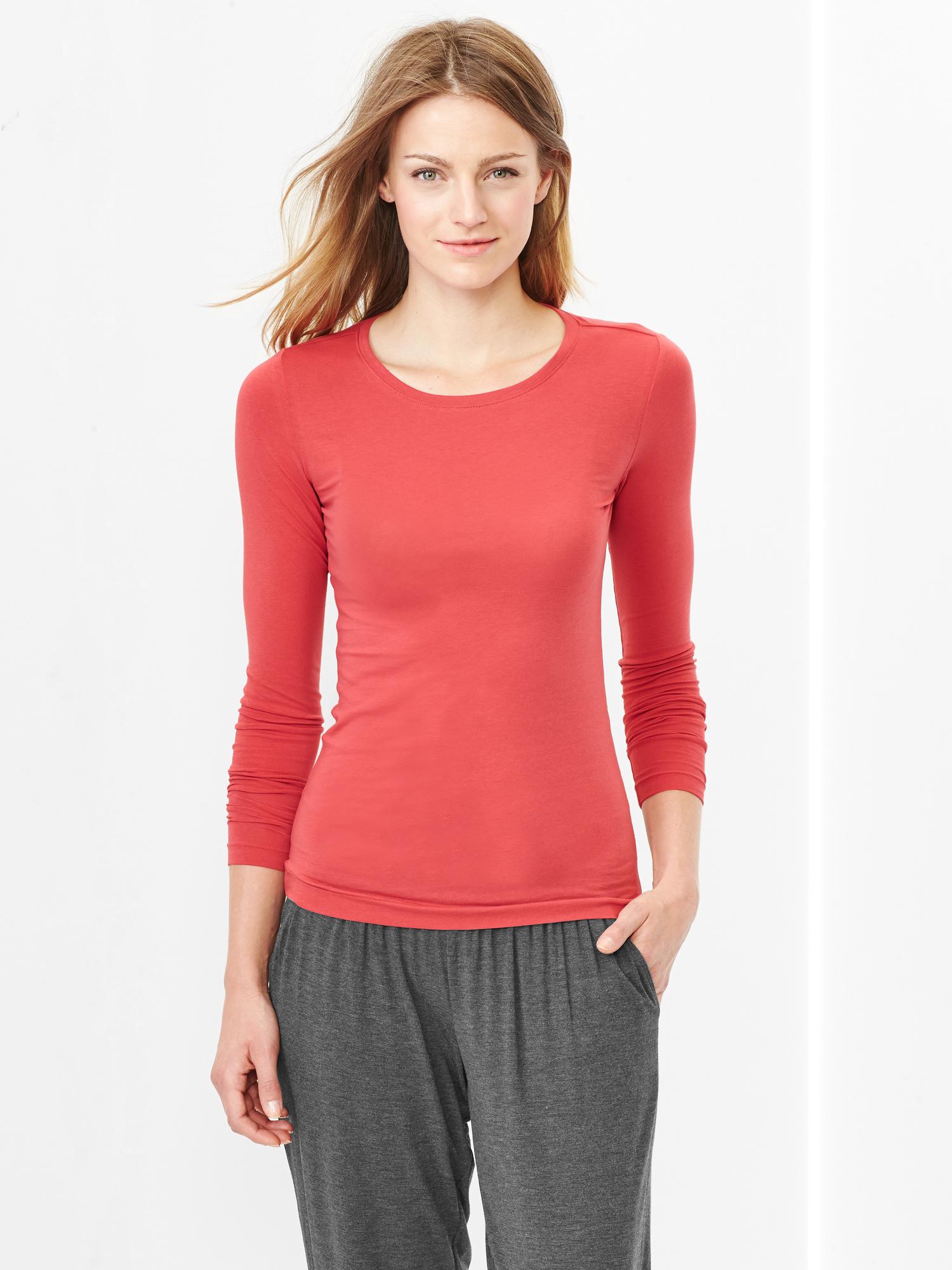 pure-body-long-sleeve-tee-gap