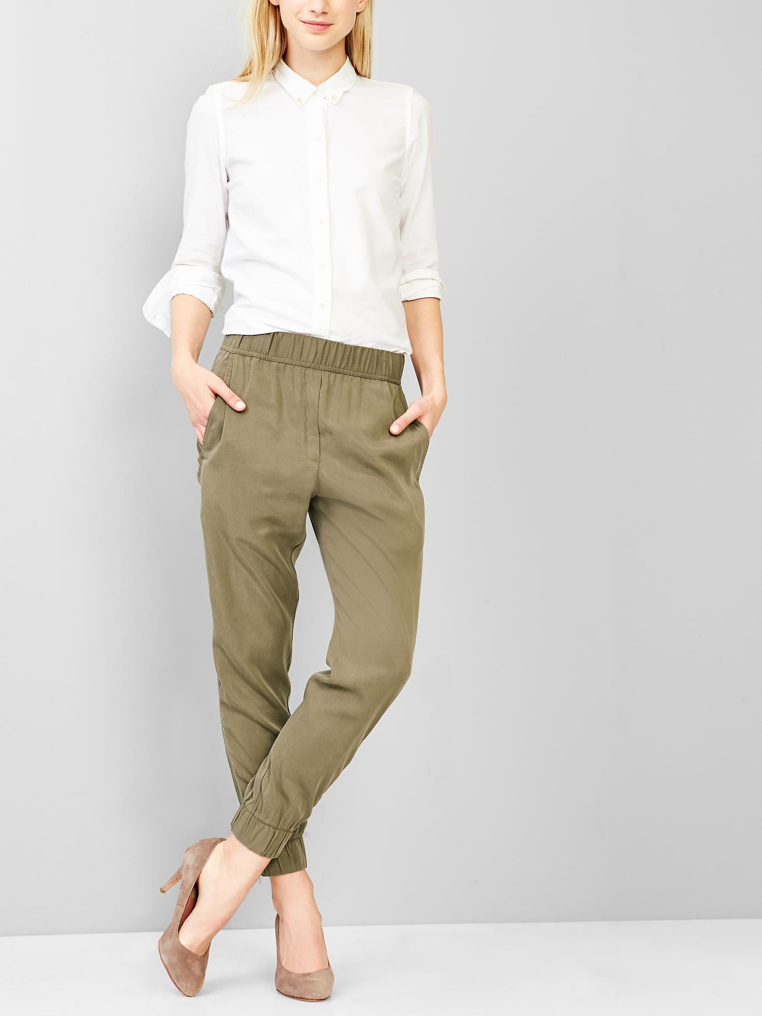 Gap store tencel joggers