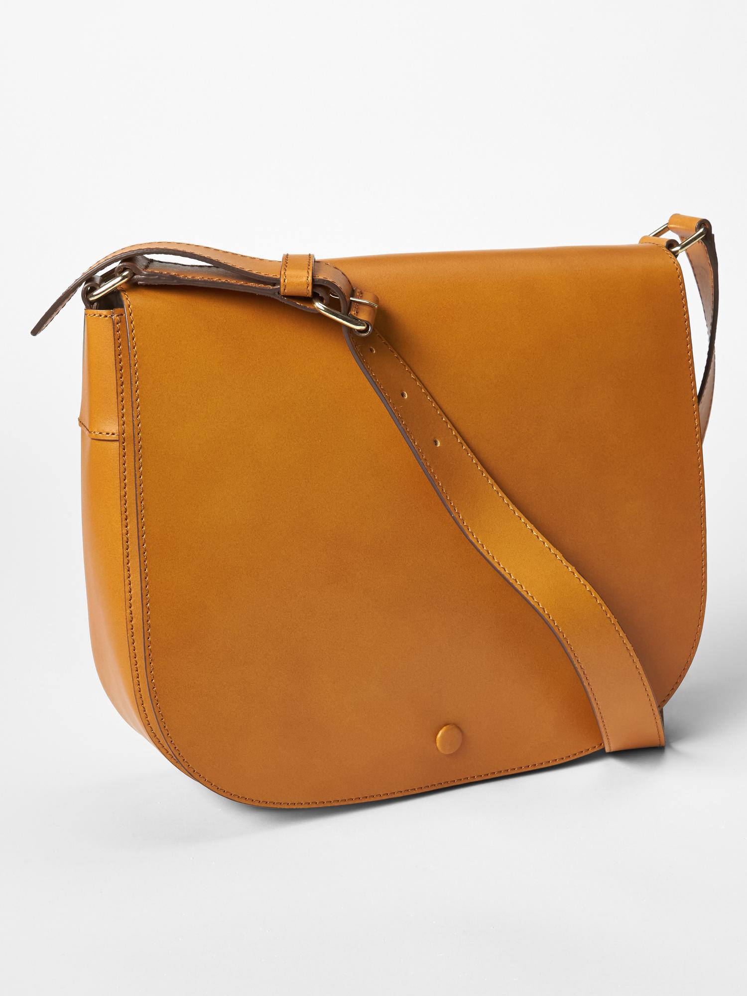 Gap saddle deals bag