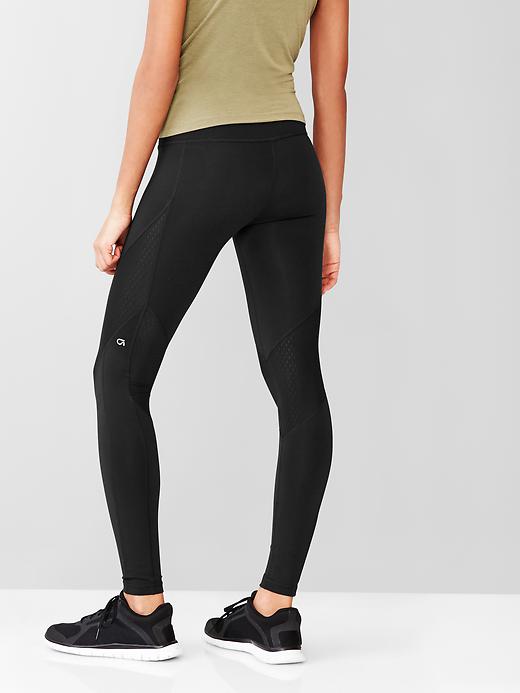 GapFit gFast mesh panel leggings