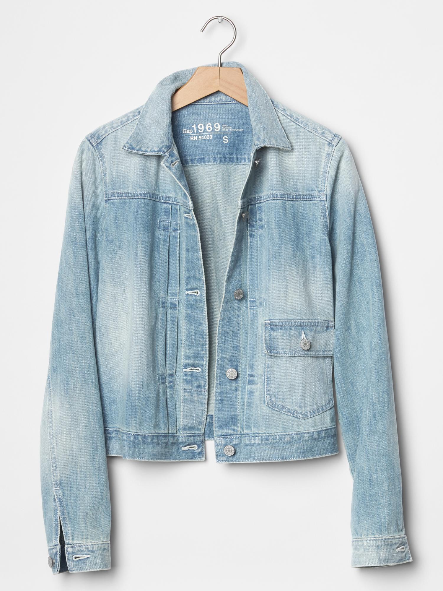 1969 modern denim jacket Gap