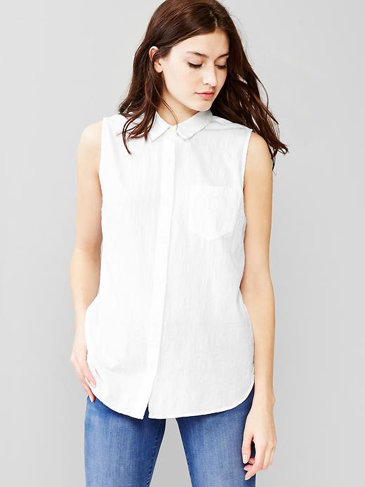 Image number 1 showing, Floral jacquard sleeveless shirt