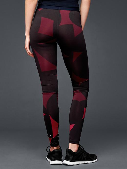 GapFit gFast geo print leggings