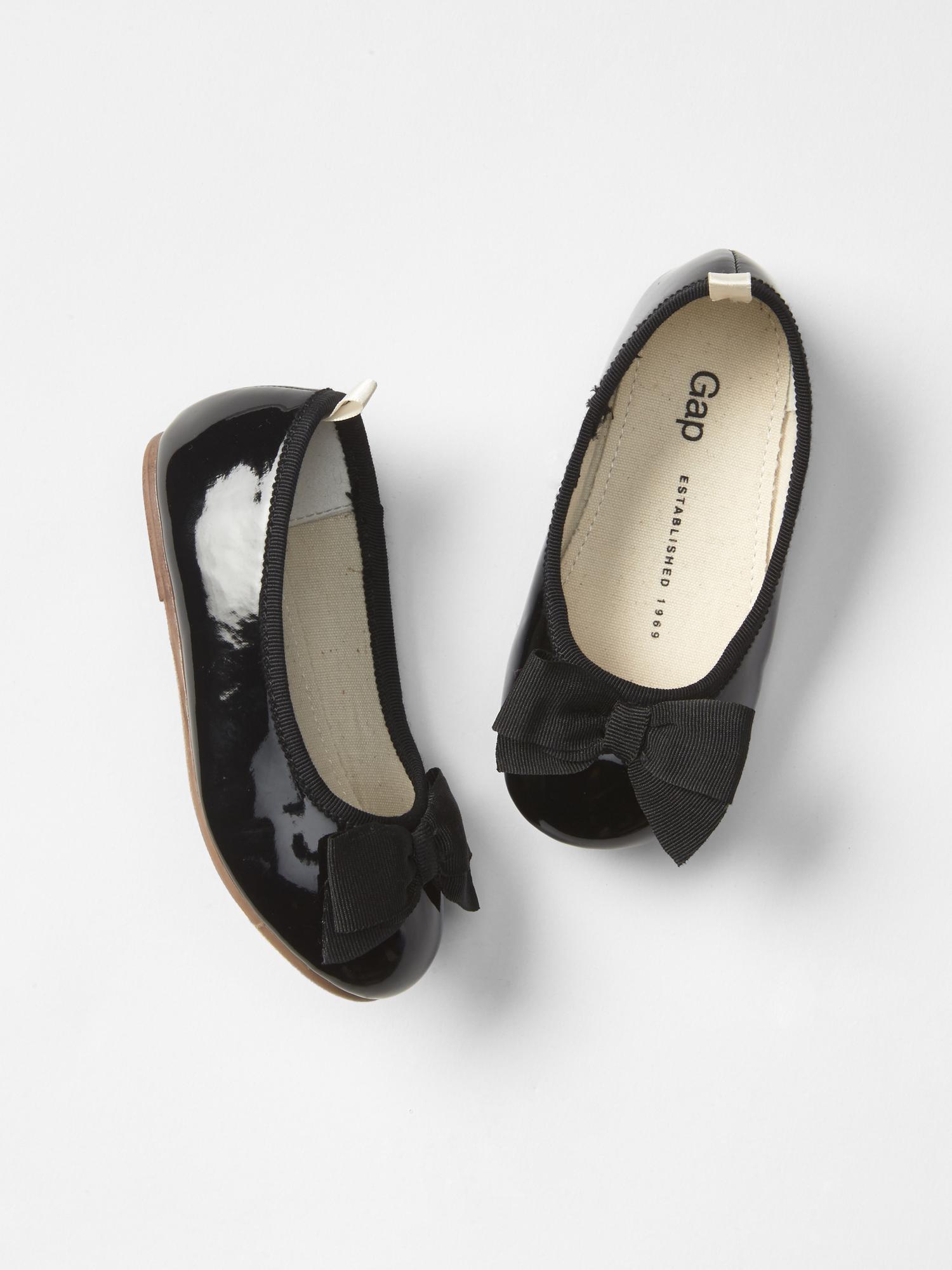 Gap store ballet pumps