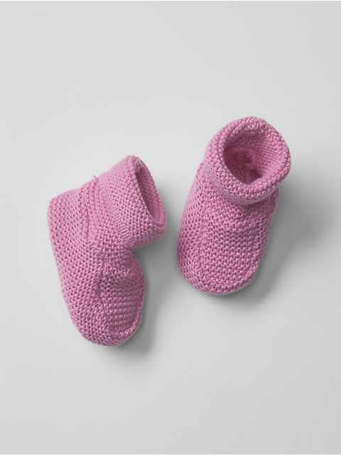 gap knit booties