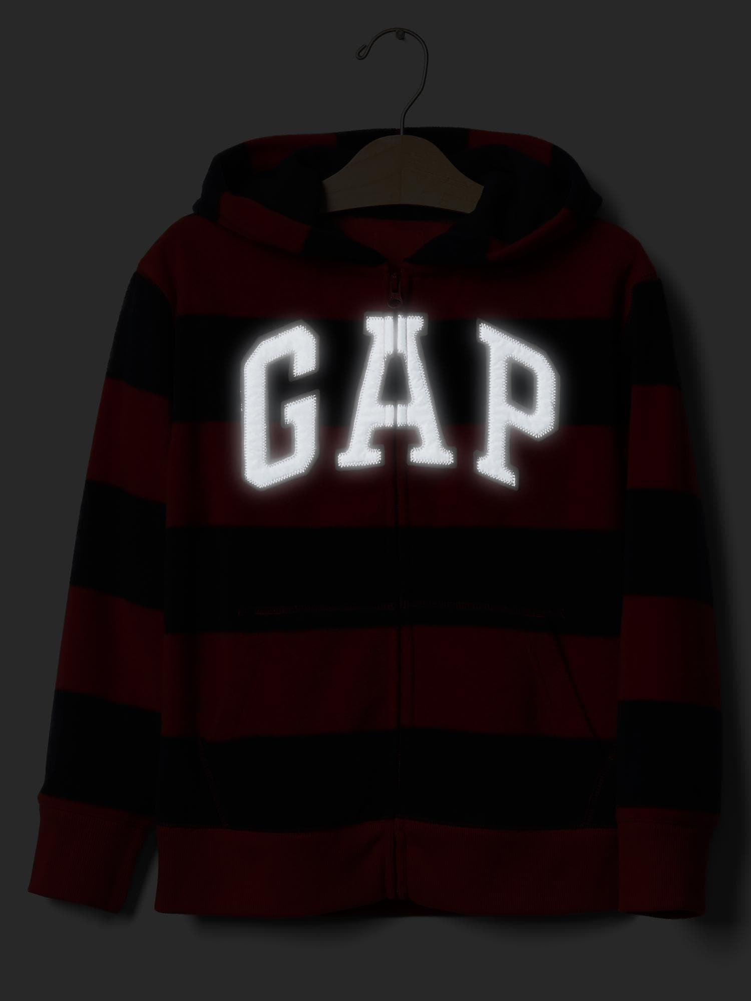 Red and black online gap hoodie