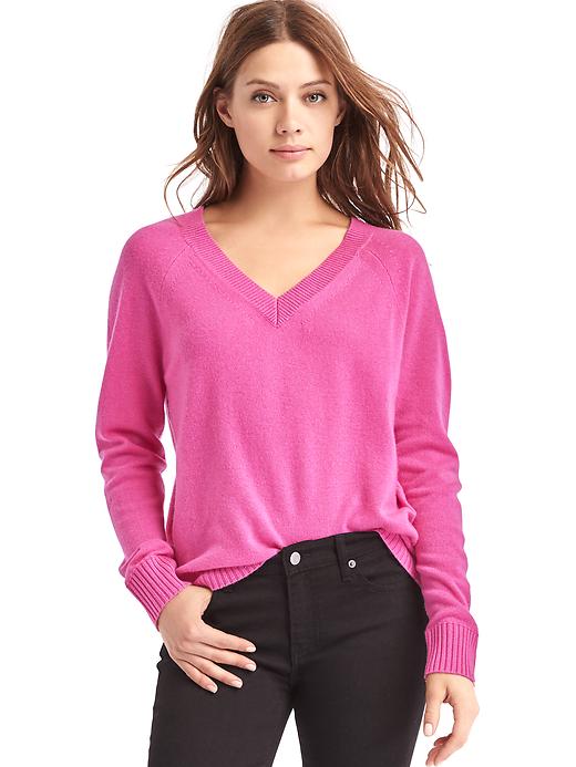 Wool- cashmere blend V-neck sweater | Gap