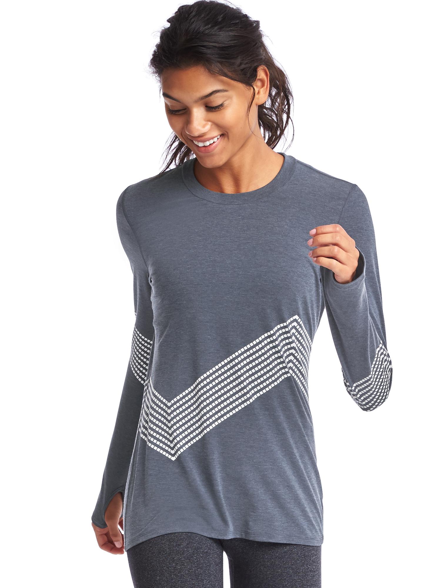 NWT GapFit Breathe Womens Long Sleeve Grey Top Size Medium