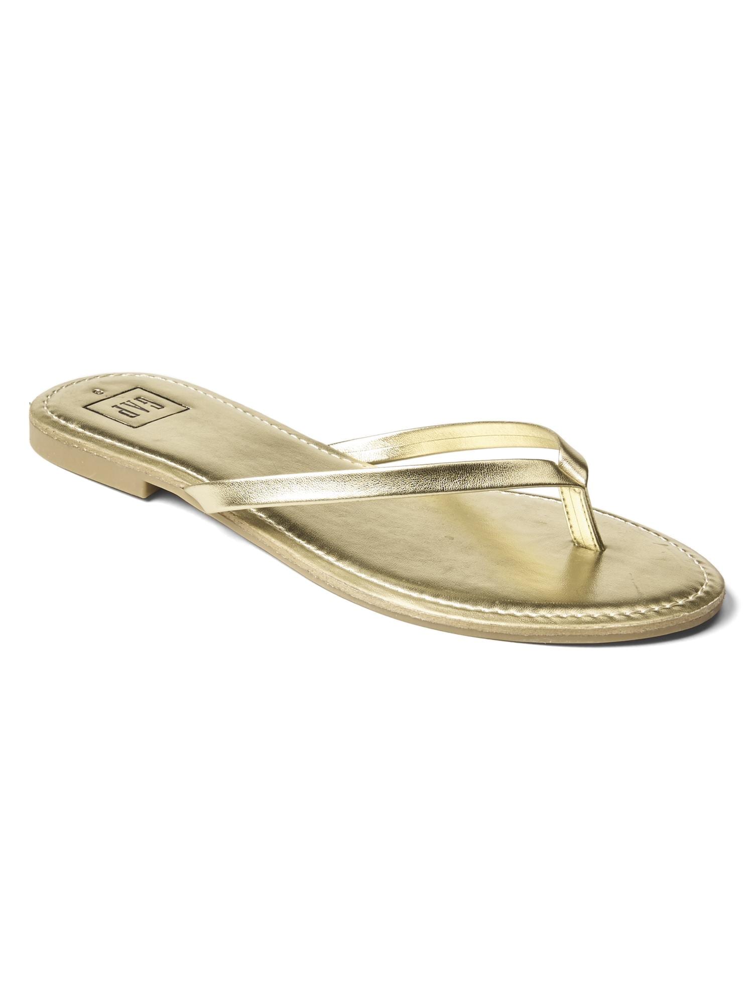 Gap gold sales flip flops