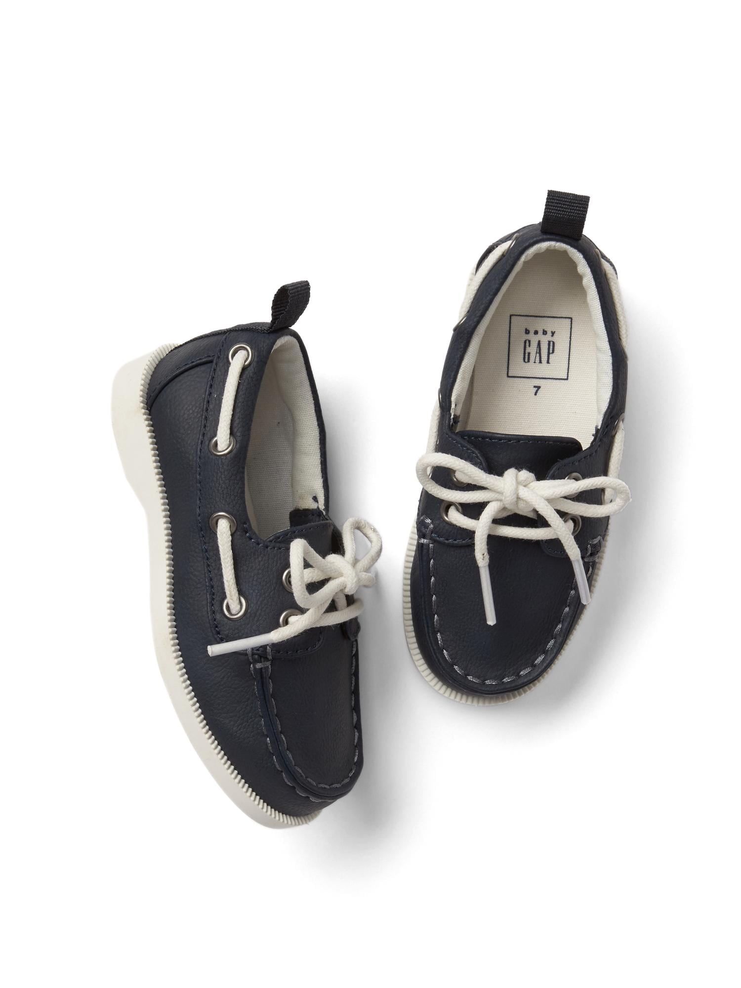 Gap boat deals shoes