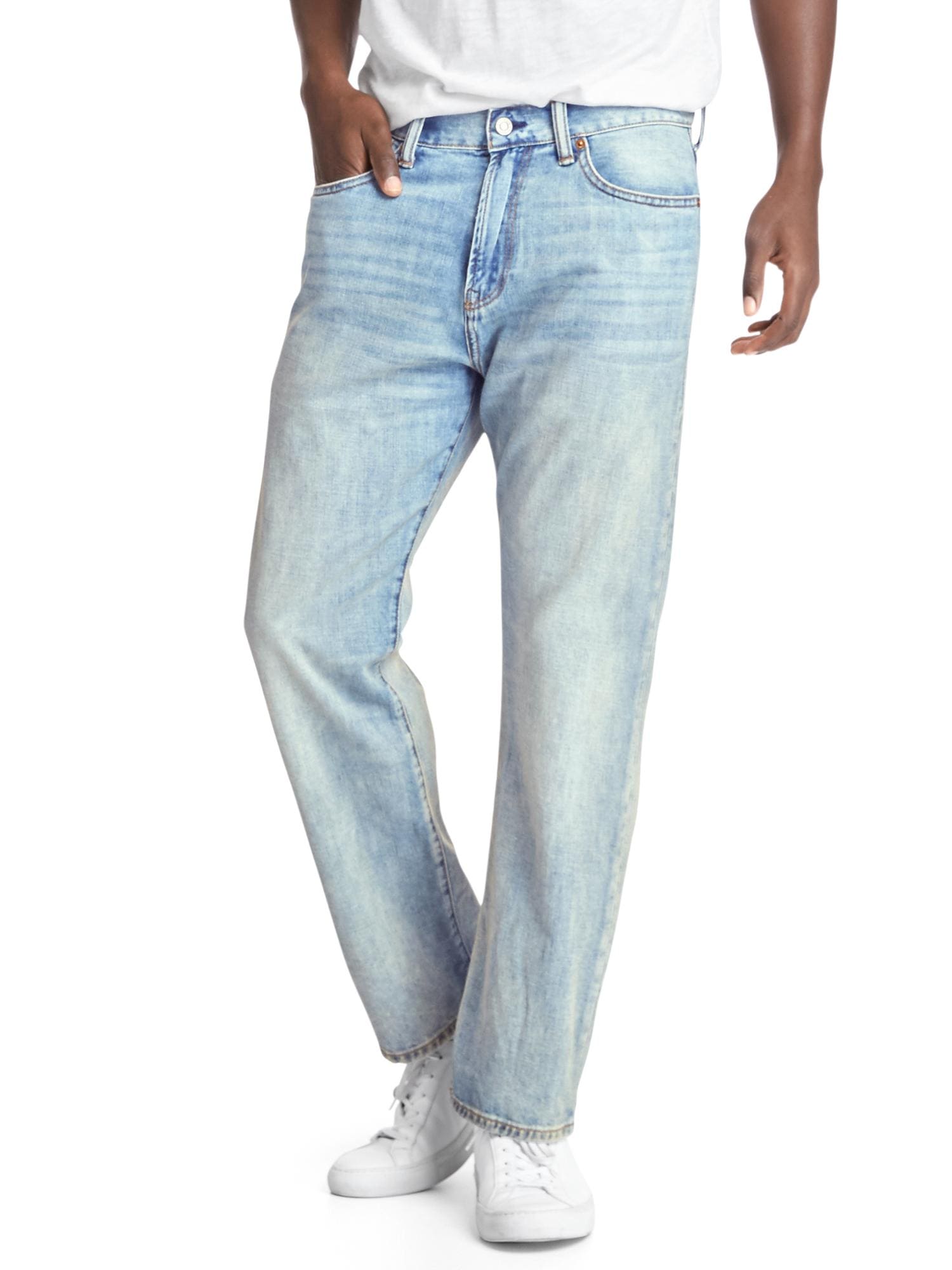 GAP Men's Relaxed Fit Jeans, Authentic Medium, 28W x 30L : :  Clothing, Shoes & Accessories