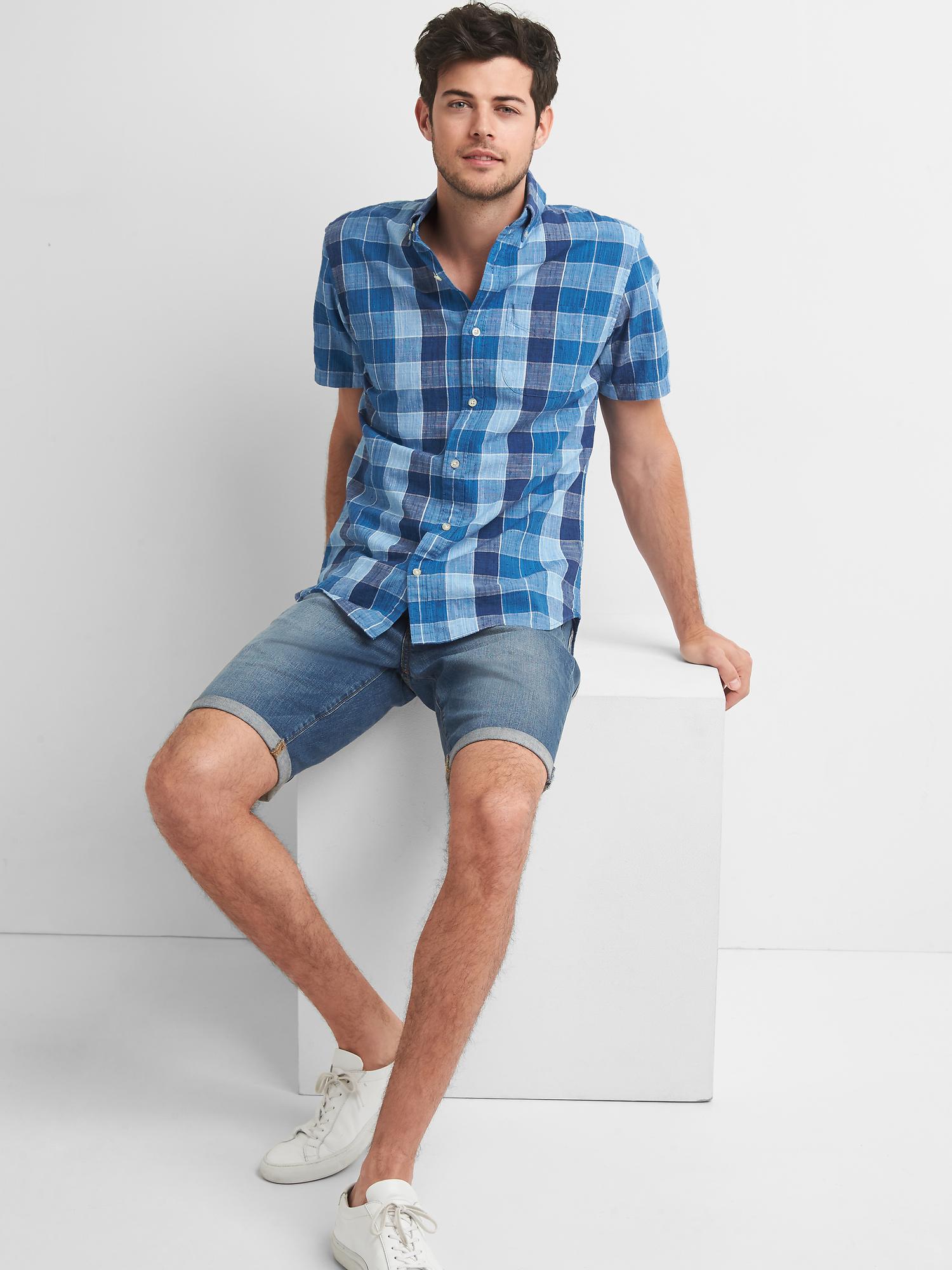 Dobby buffalo plaid short sleeve shirt | Gap