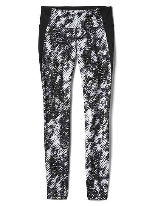 Image number 6 showing, gFast Blackout camo leggings