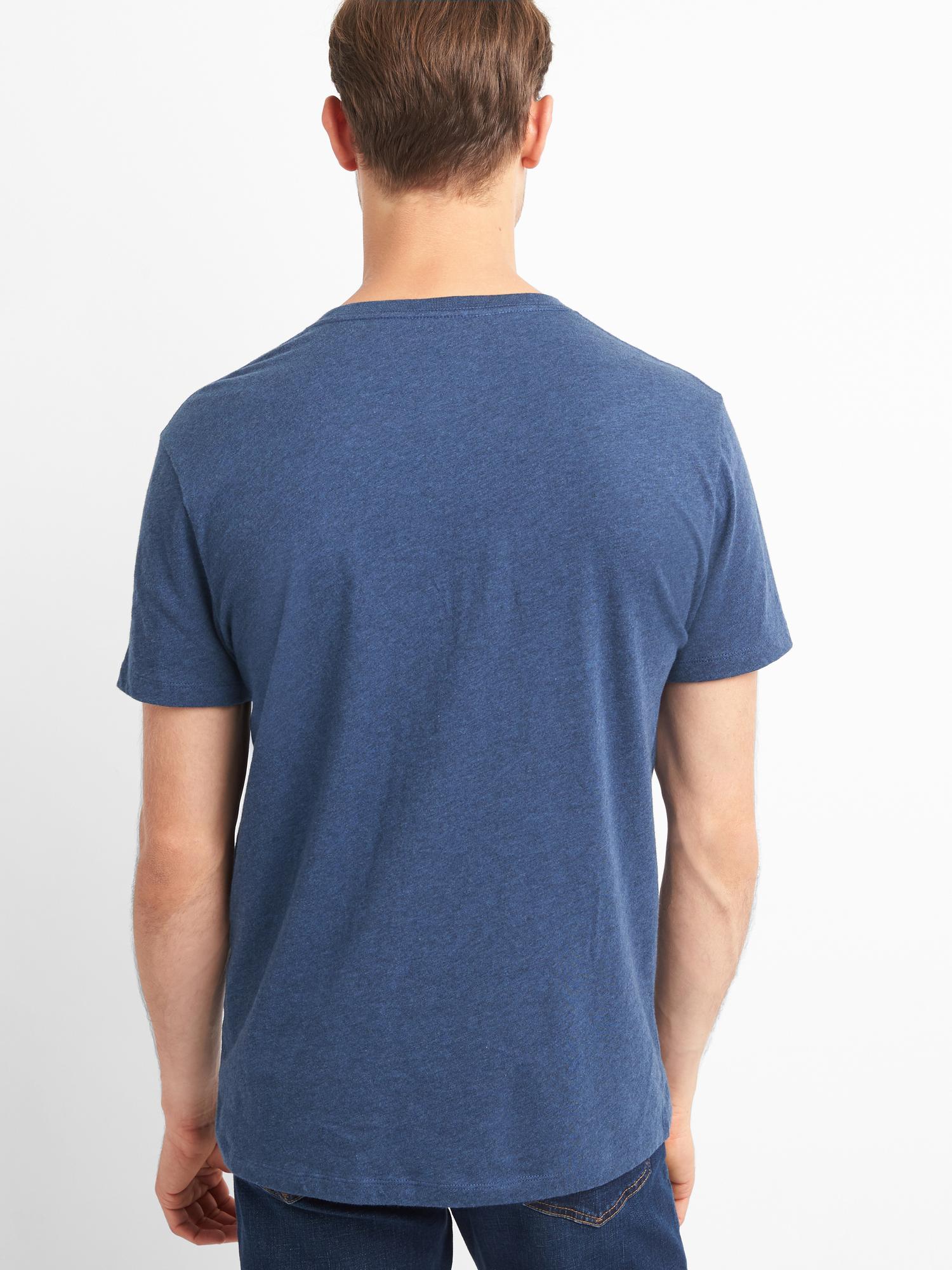 Classic V T-Shirt | Gap