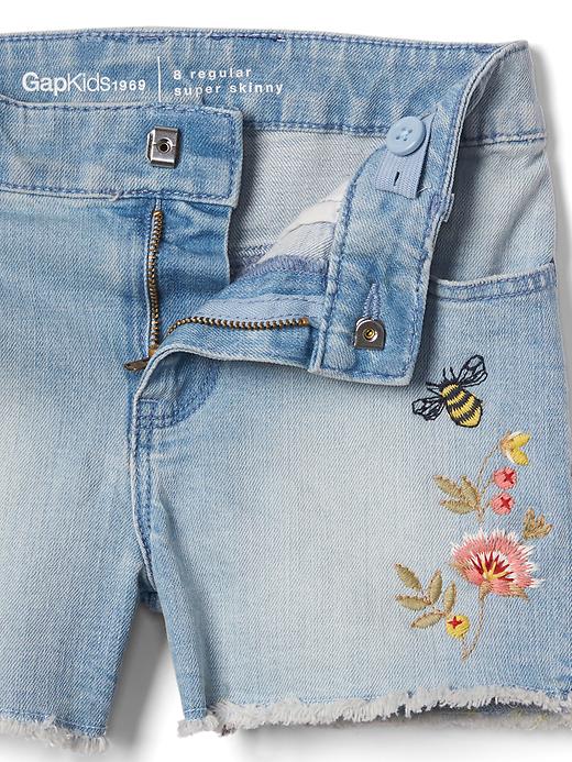Image number 4 showing, Kids Floral Embroidered Shortie Shorts