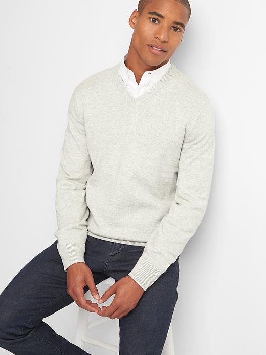 Cotton heather V-neck sweater | Gap