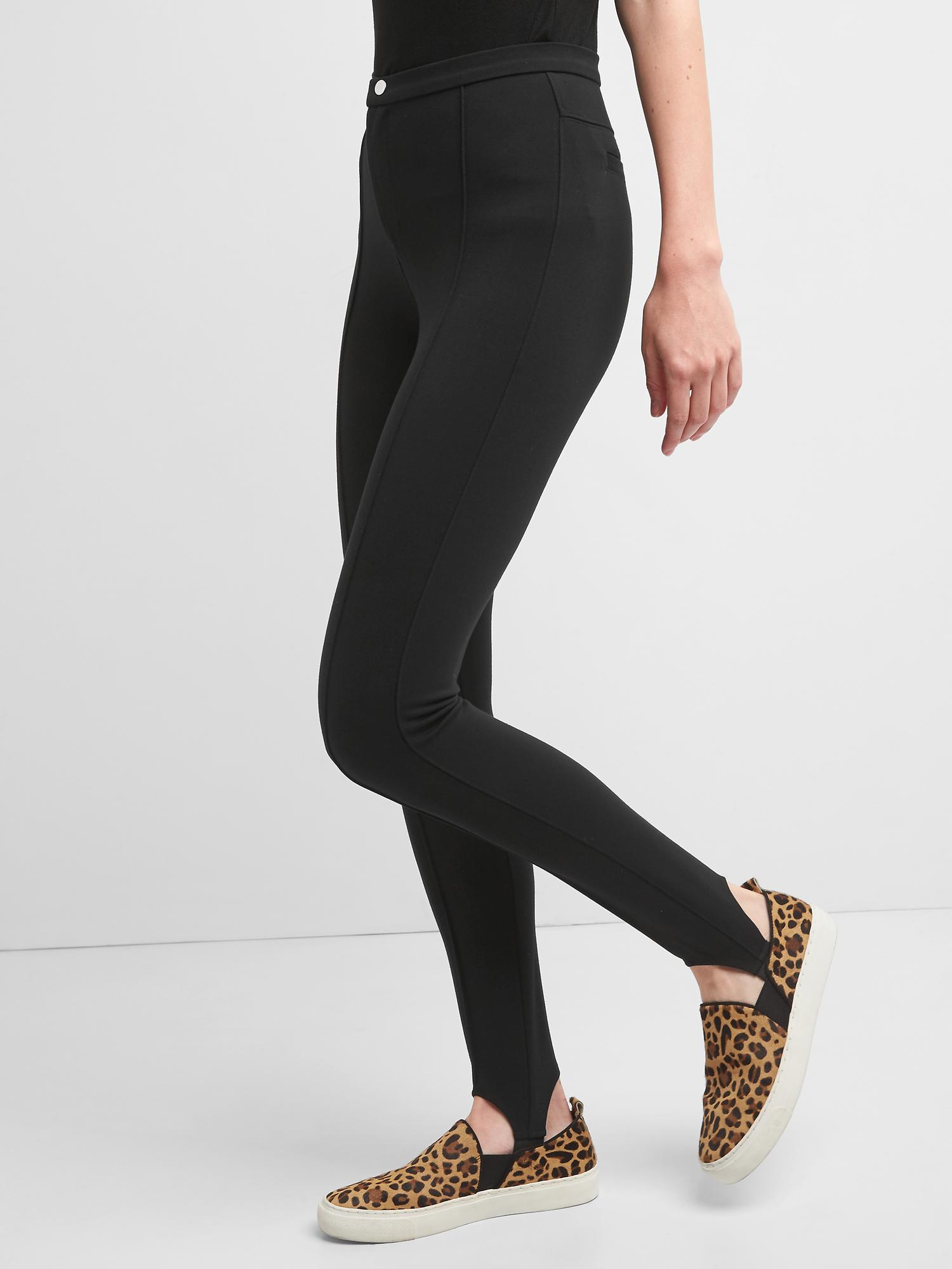 Knitted Lace Up Leggings with Stirrups - Black