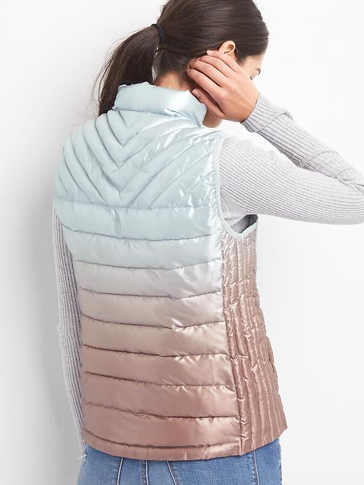 Image number 2 showing, ColdControl Lite ombre puffer vest