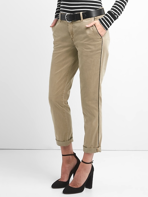 Satin piping girlfriend chinos