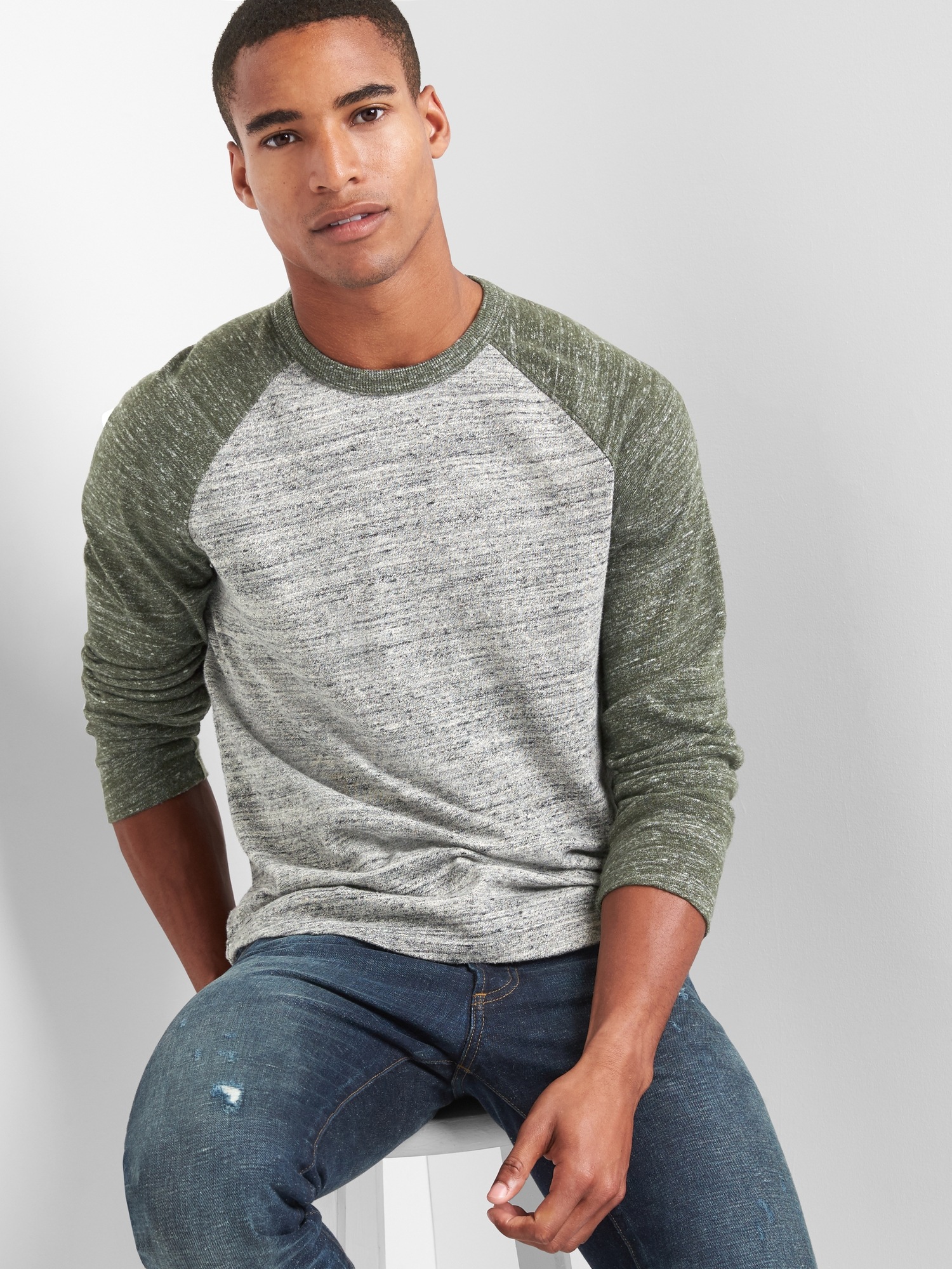 Gap sales baseball tee