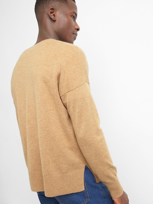 Image number 3 showing, Gap + GQ Ami cashmere oversized V-neck sweater