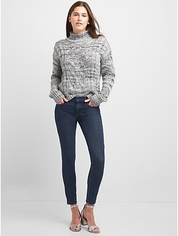 Mid Rise True Skinny Jeans in Super Slimming