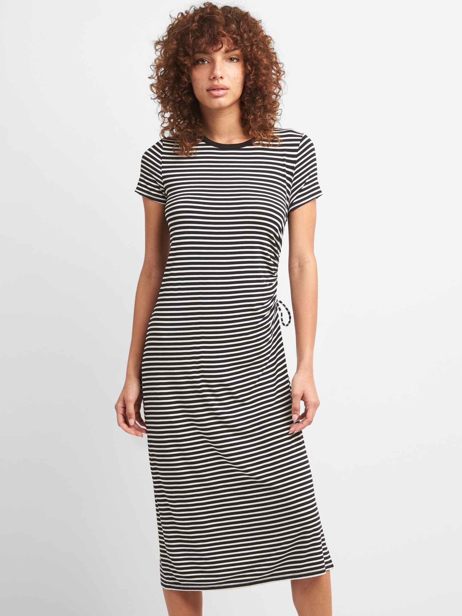 Short Sleeve Ruched Side Midi Dress | Gap