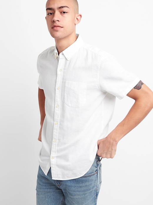Standard Fit Short Sleeve Shirt in Linen-Cotton | Gap