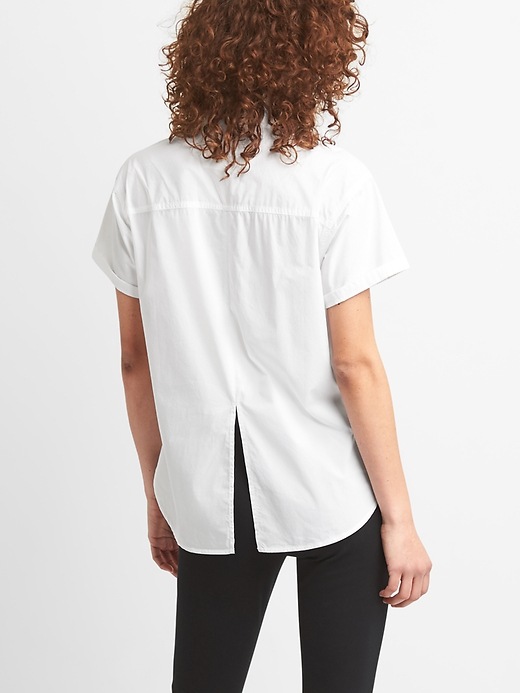 Split-Back Short Sleeve Shirt In Poplin | Gap