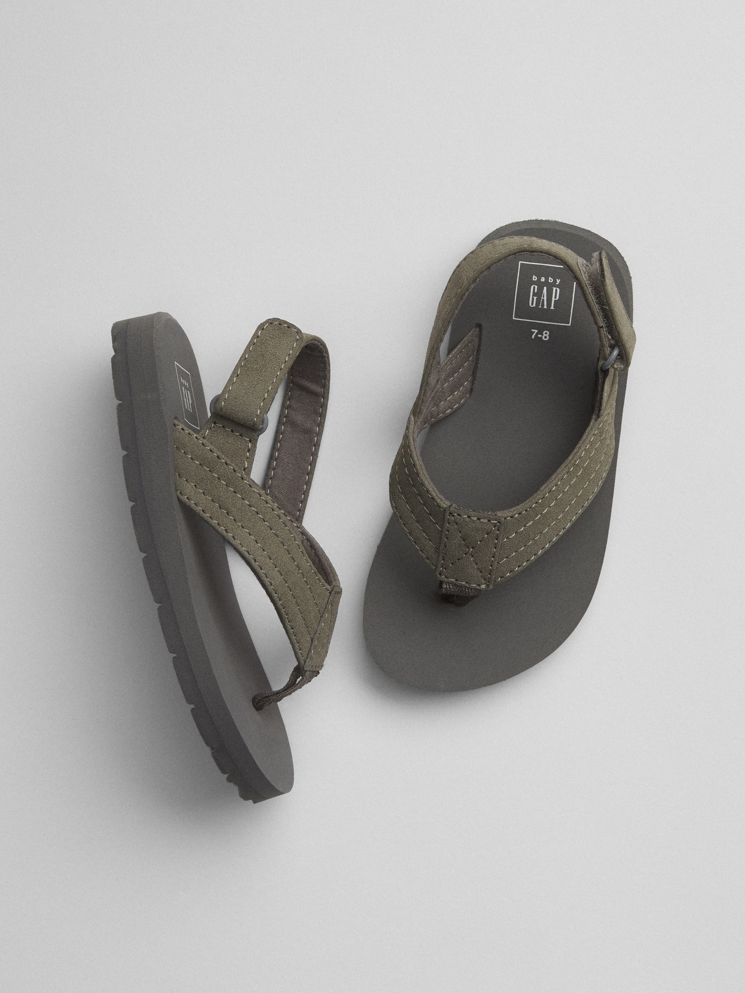 Gap rubber best sale flip flops