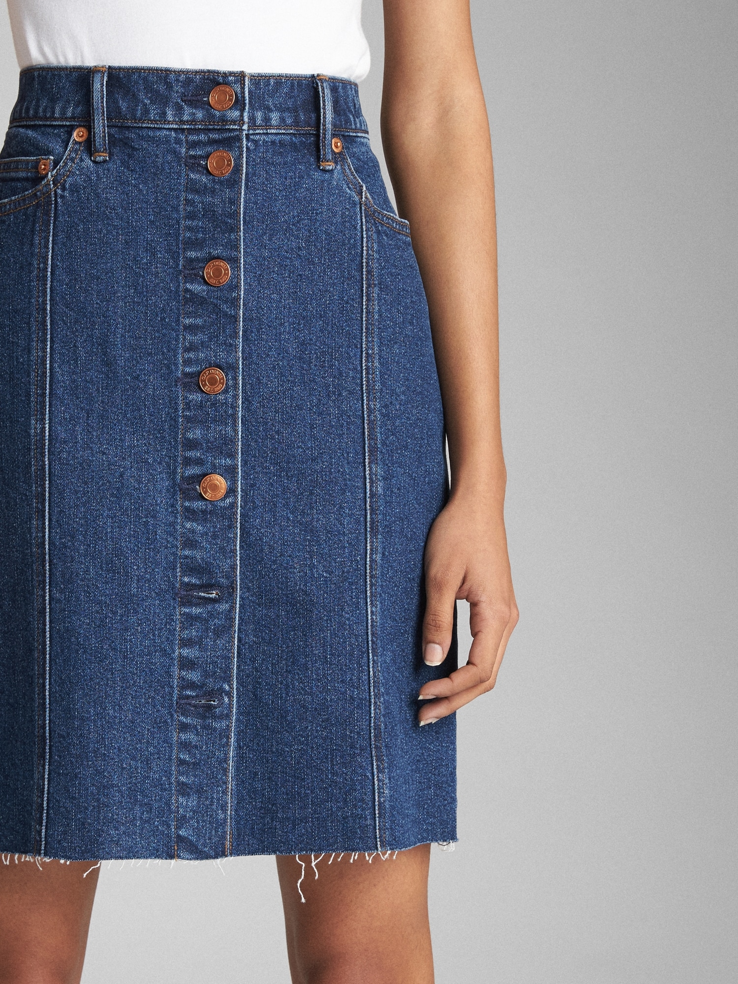 Gap button front sales denim skirt