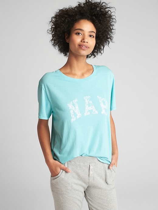 Gap on sale favorite tee