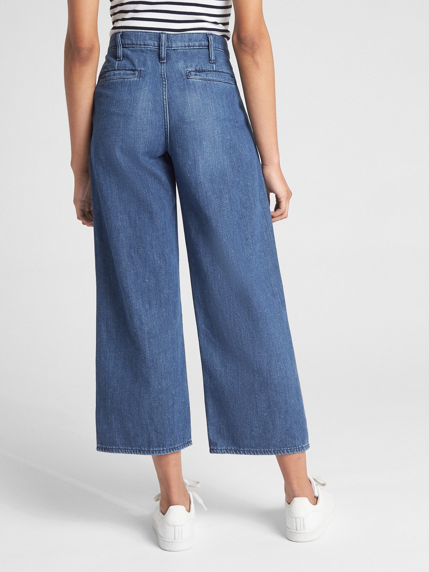 Gap wide deals leg crop jeans