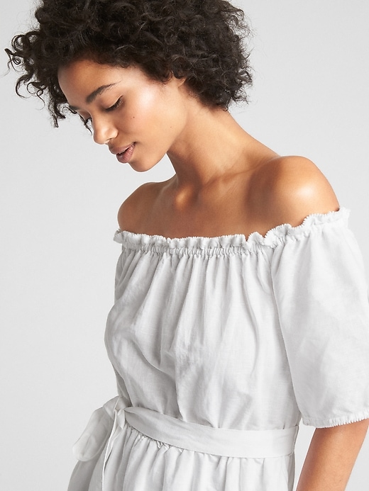 Image number 5 showing, Off-Shoulder Tiered Ruffle Dress in Linen-Cotton