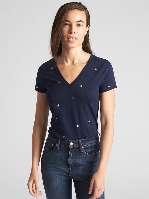 Image number 1 showing, Vintage Embroidered Star V-Neck T-Shirt