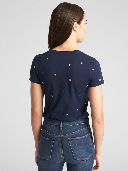 Image number 2 showing, Vintage Embroidered Star V-Neck T-Shirt