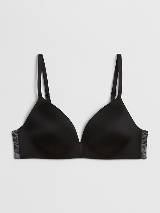 Everyday Smooth Wireless Bra with Lace-Trim