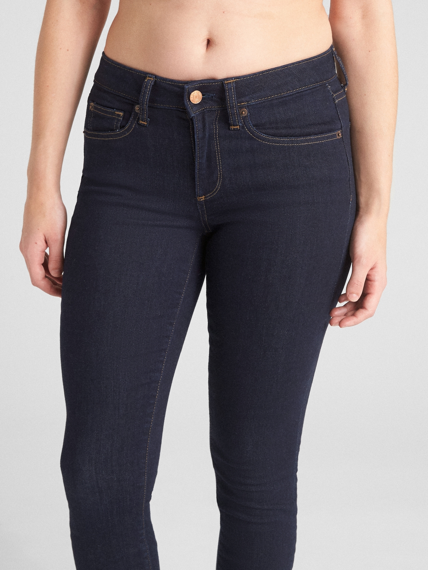 Mid Rise Curvy True Skinny Jeans | Gap