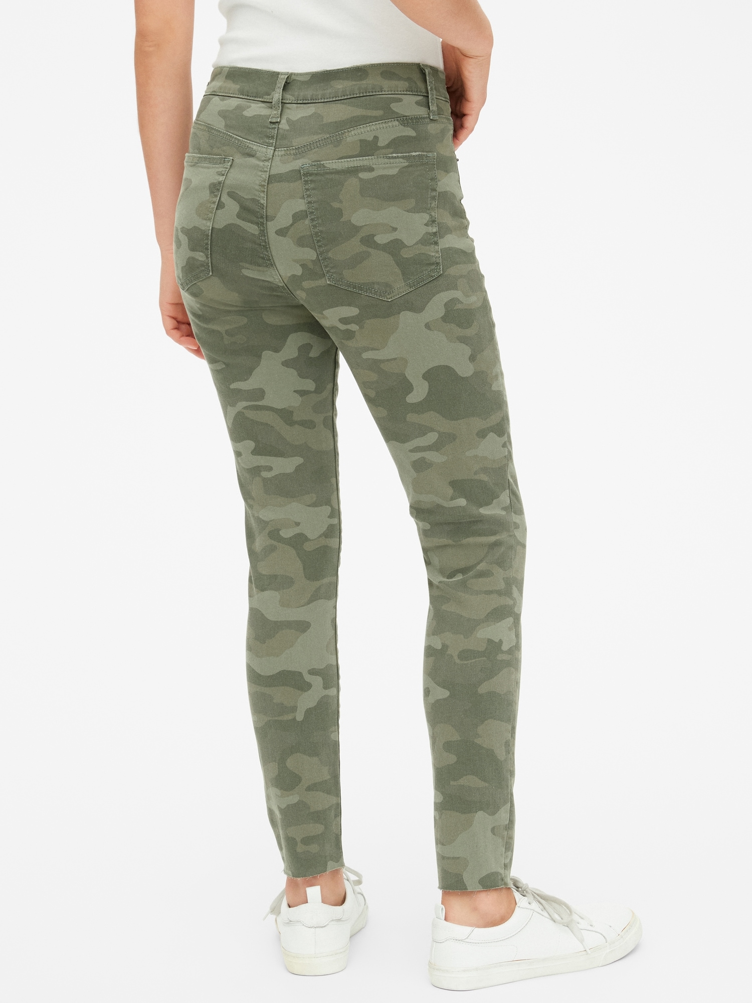 camouflage skinny pants